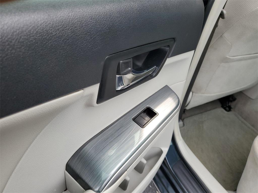 used 2013 Toyota Camry Hybrid car, priced at $6,499