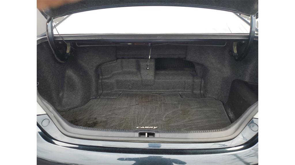 used 2013 Toyota Camry Hybrid car, priced at $6,499