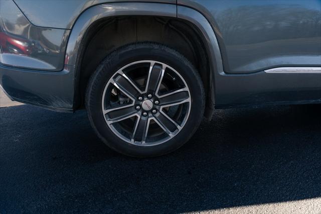 used 2018 GMC Acadia car, priced at $17,213