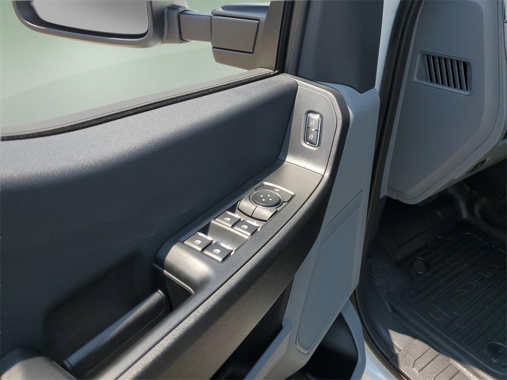 new 2025 Ford F-350 car, priced at $56,508