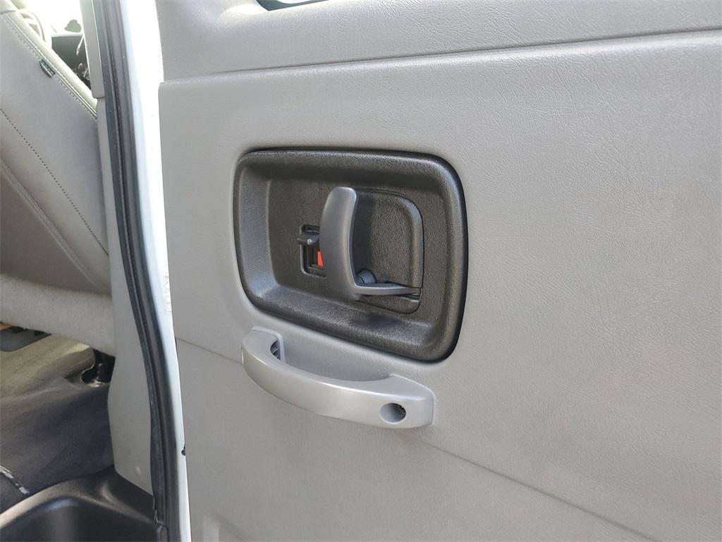 used 2020 Chevrolet Express 3500 car, priced at $25,900
