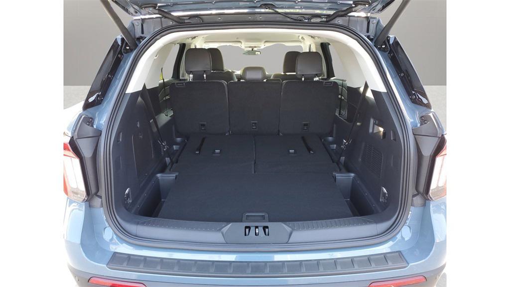 new 2025 Ford Explorer car, priced at $41,908