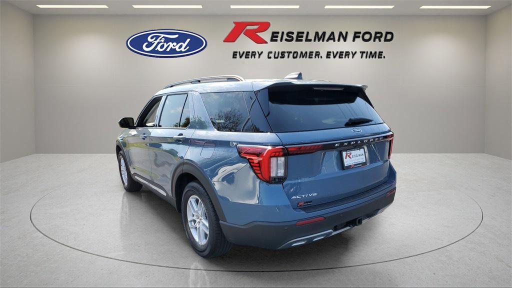 new 2025 Ford Explorer car, priced at $41,908