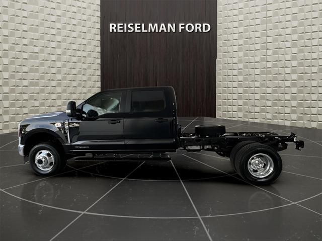 new 2024 Ford F-350 car, priced at $65,695