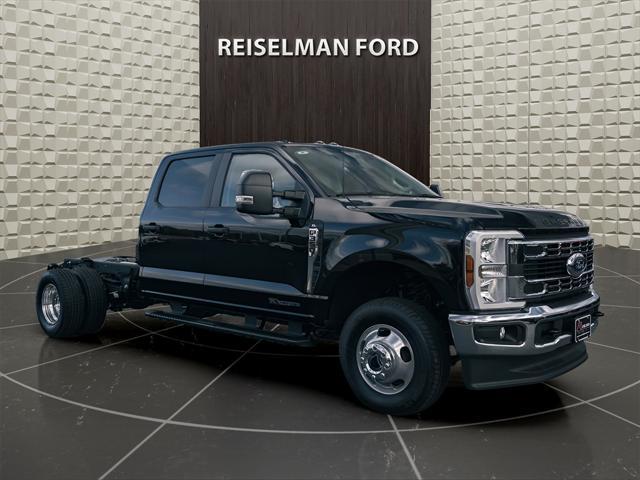 new 2024 Ford F-350 car, priced at $65,695