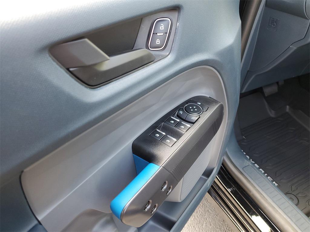 new 2025 Ford Maverick car, priced at $35,847