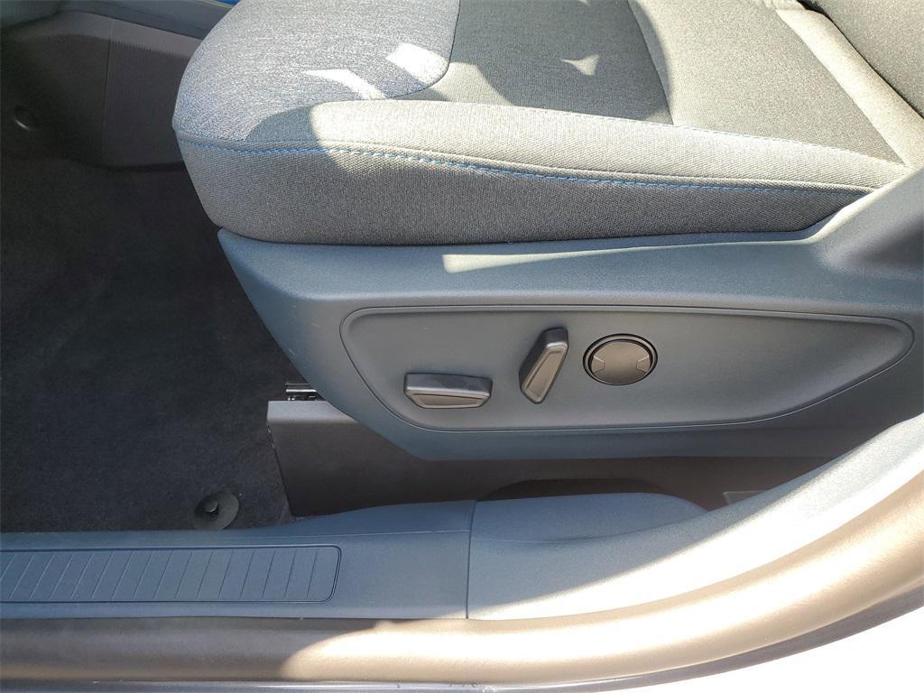 new 2025 Ford Maverick car, priced at $35,112