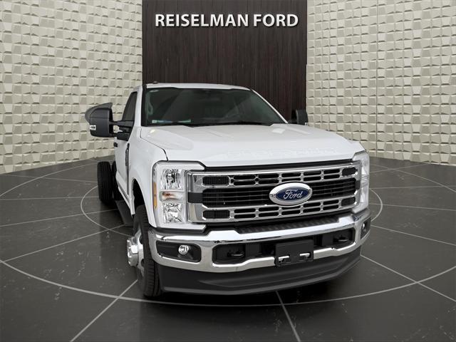 new 2024 Ford F-350 car, priced at $63,249