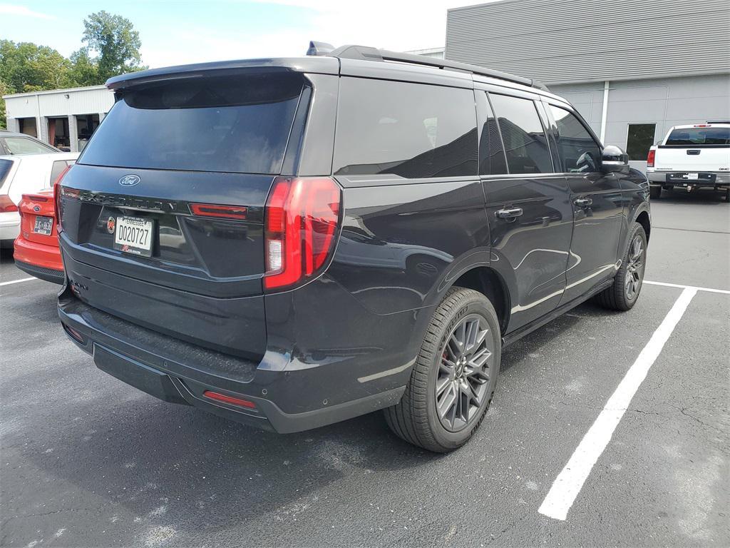 used 2025 Ford Expedition car, priced at $81,521