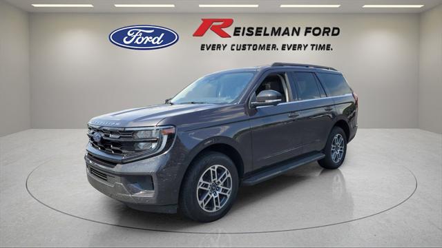 new 2025 Ford Expedition car, priced at $70,883