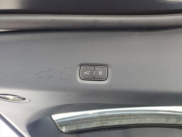 new 2025 Ford Expedition car, priced at $70,883