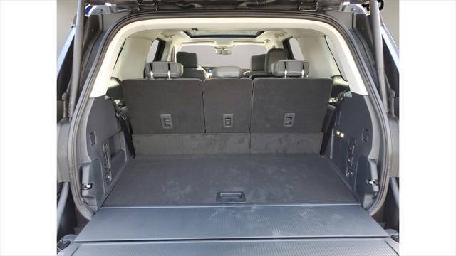 new 2025 Ford Expedition car, priced at $70,883