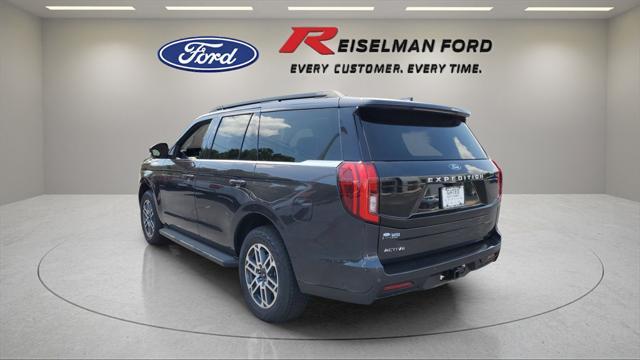 new 2025 Ford Expedition car, priced at $70,883