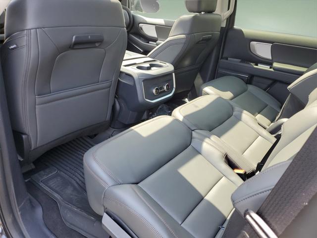 new 2025 Ford Expedition car, priced at $70,883