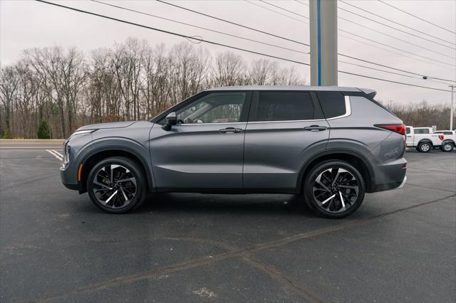 used 2023 Mitsubishi Outlander car, priced at $24,971