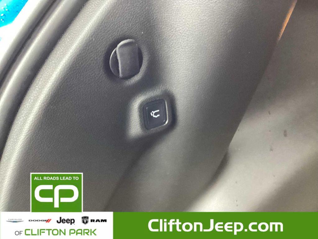 used 2022 Jeep Compass car, priced at $21,975