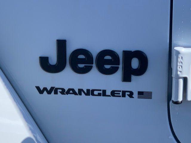 new 2025 Jeep Wrangler car, priced at $59,015