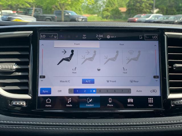 new 2025 Chrysler Pacifica car, priced at $46,368