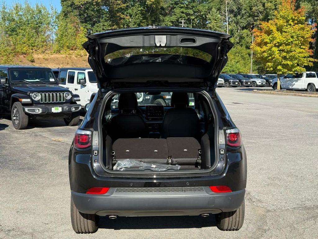 new 2025 Jeep Compass car, priced at $32,214