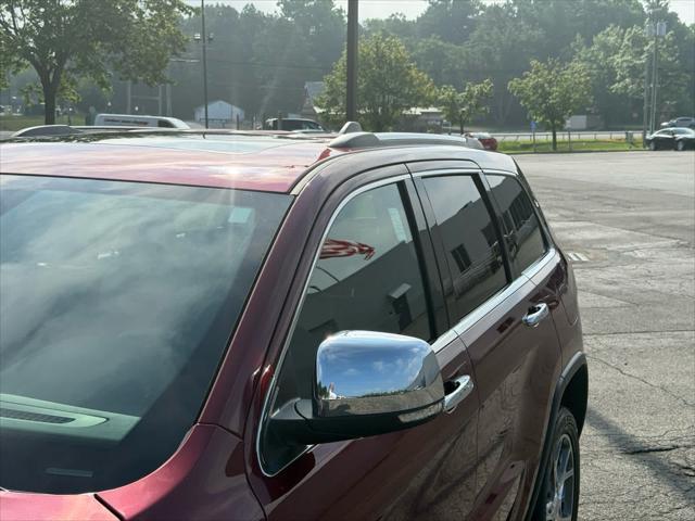 used 2021 Jeep Grand Cherokee car, priced at $29,901