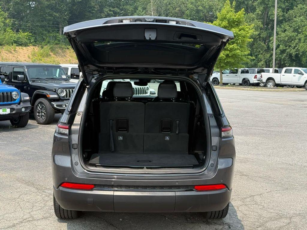 used 2022 Jeep Grand Cherokee L car, priced at $33,999