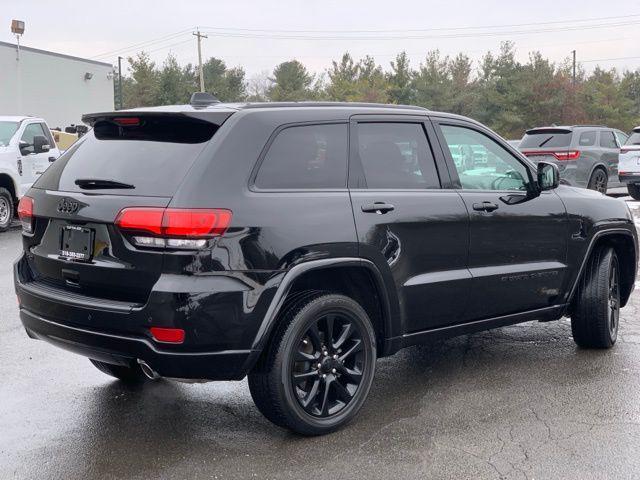 used 2022 Jeep Grand Cherokee car, priced at $29,998