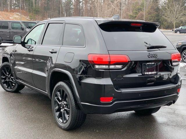 used 2022 Jeep Grand Cherokee car, priced at $29,998