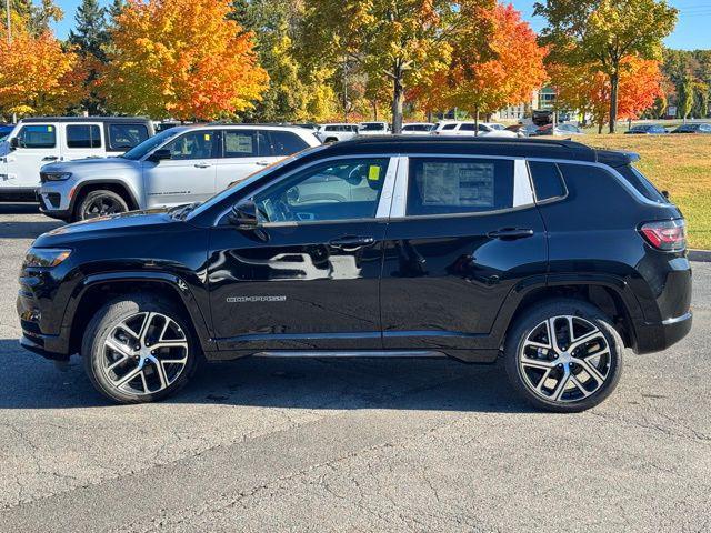 new 2024 Jeep Compass car, priced at $42,885