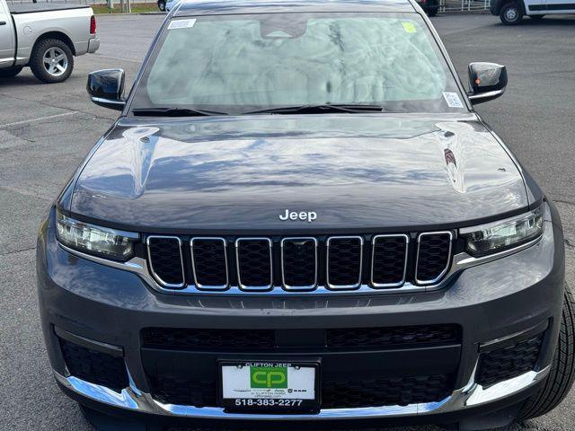 new 2025 Jeep Grand Cherokee car, priced at $55,830