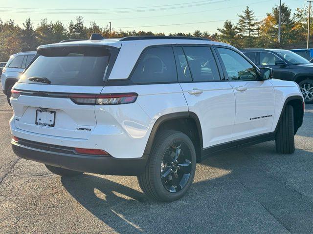 new 2025 Jeep Grand Cherokee car, priced at $55,860