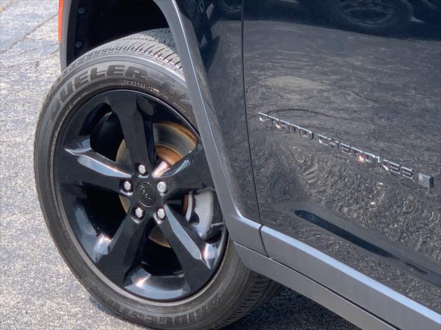 used 2023 Jeep Grand Cherokee car, priced at $34,995
