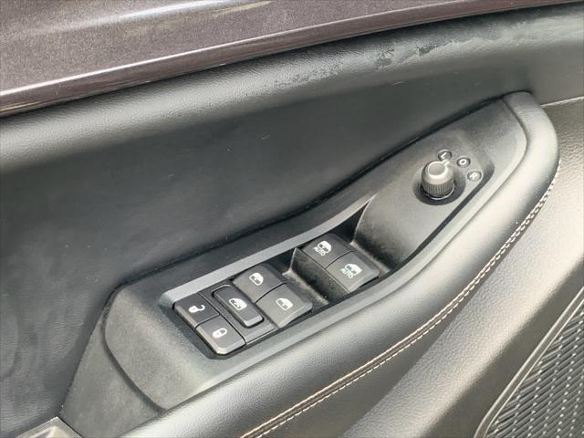 used 2023 Jeep Grand Cherokee car, priced at $34,995