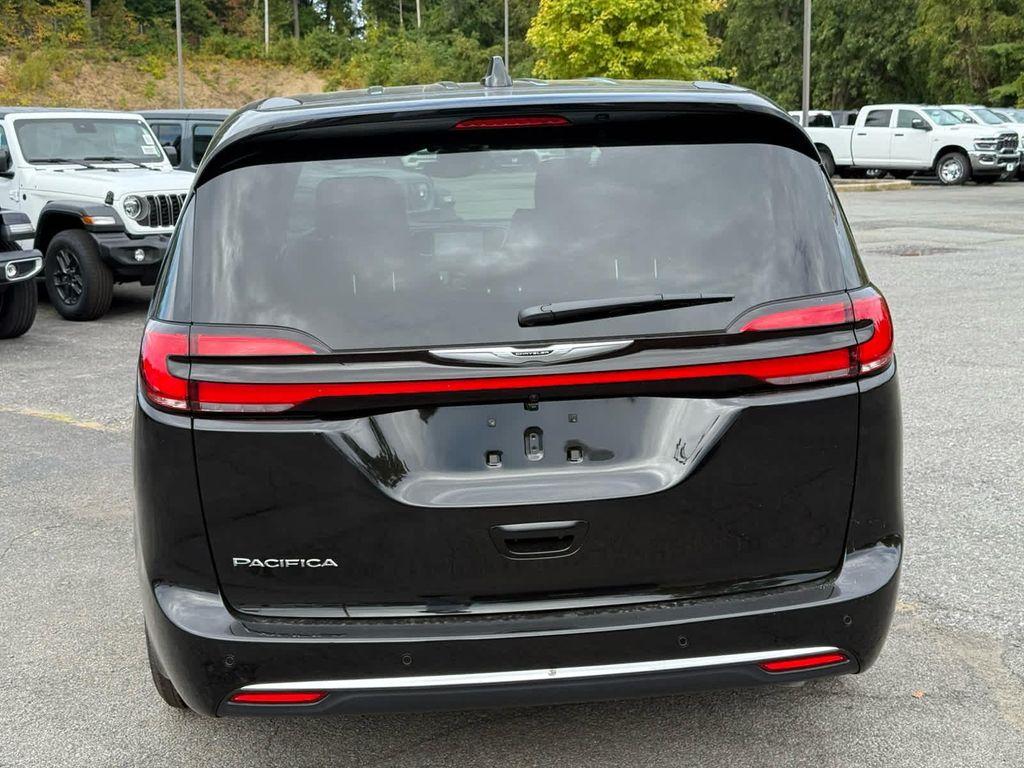 new 2026 Chrysler Pacifica car, priced at $39,918
