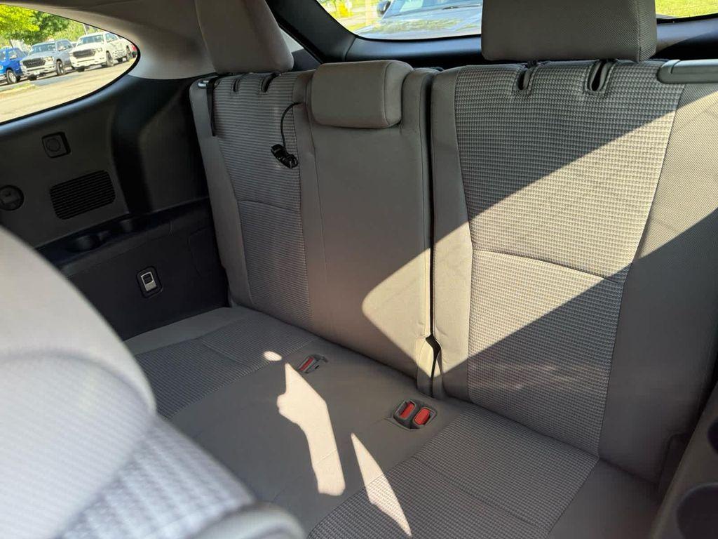 used 2022 Toyota Highlander car, priced at $32,498