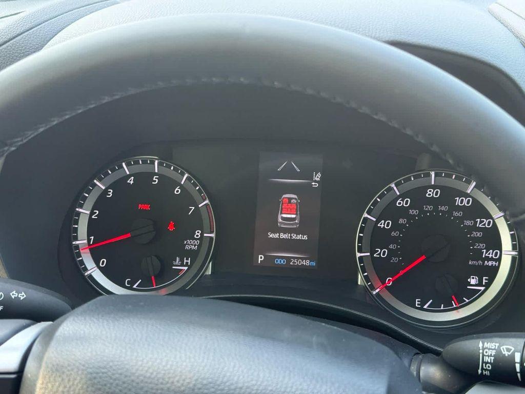 used 2022 Toyota Highlander car, priced at $32,498