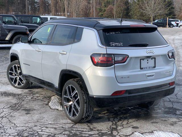 new 2025 Jeep Compass car, priced at $41,385