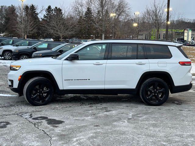 used 2023 Jeep Grand Cherokee L car, priced at $35,695