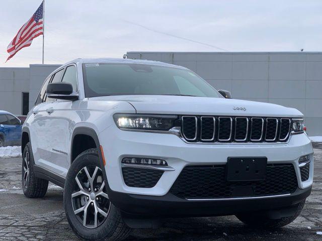 new 2025 Jeep Grand Cherokee car, priced at $49,215