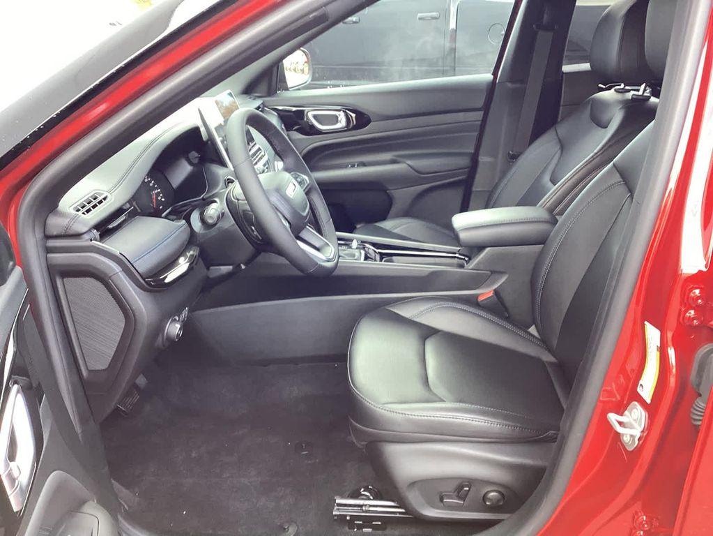 new 2026 Jeep Compass car, priced at $35,750