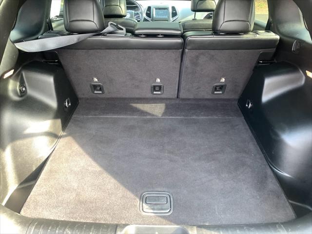 used 2019 Jeep Cherokee car, priced at $16,990