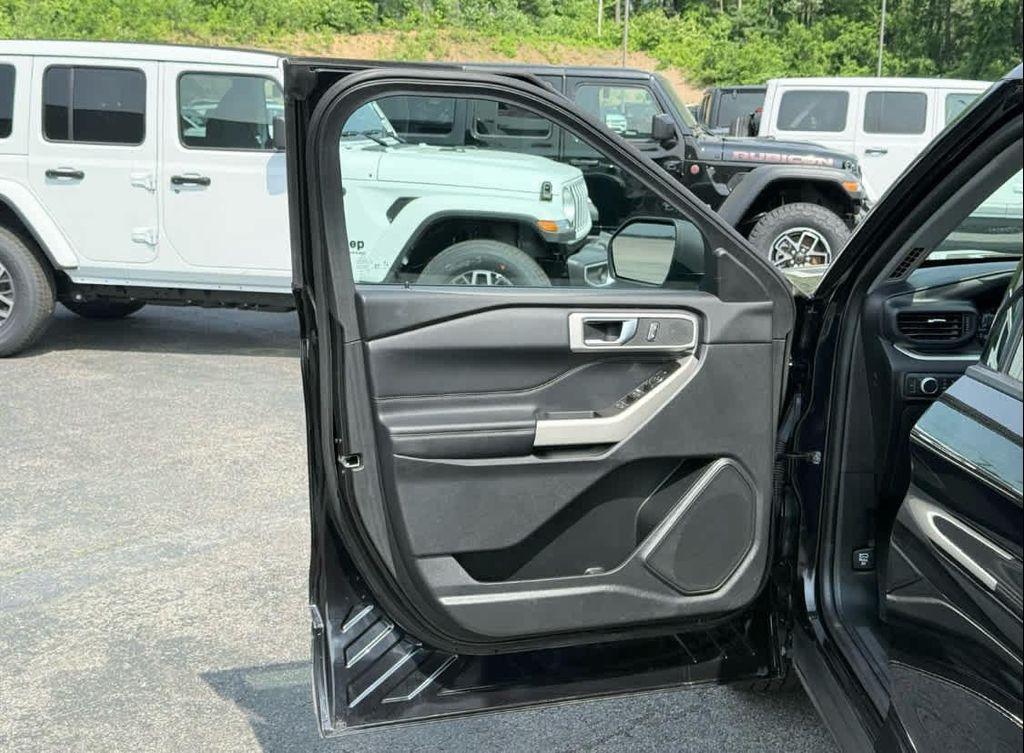 used 2021 Ford Explorer car, priced at $22,900