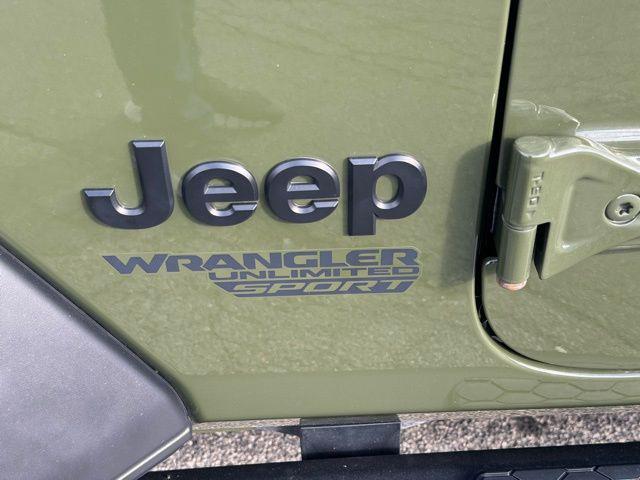 used 2021 Jeep Wrangler Unlimited car, priced at $30,938