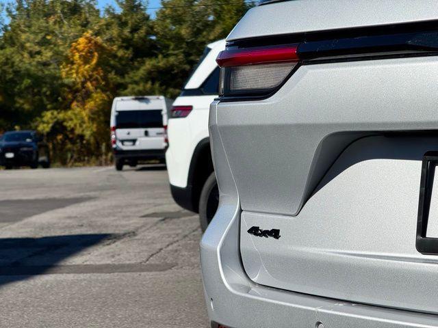 new 2025 Jeep Grand Cherokee car, priced at $49,170