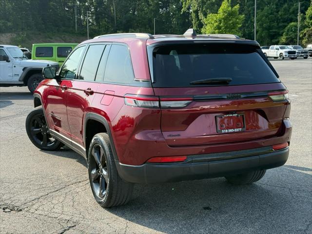 used 2023 Jeep Grand Cherokee car, priced at $34,226