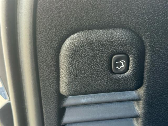 used 2022 Jeep Grand Cherokee car, priced at $31,984