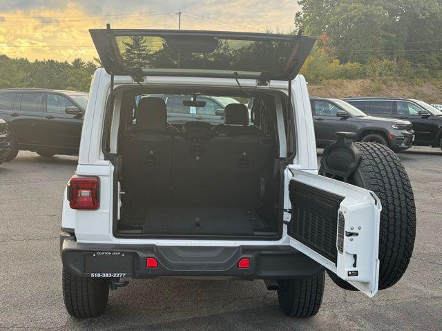 used 2021 Jeep Wrangler Unlimited car, priced at $33,790