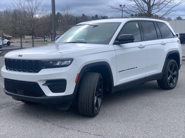 used 2023 Jeep Grand Cherokee car, priced at $34,907