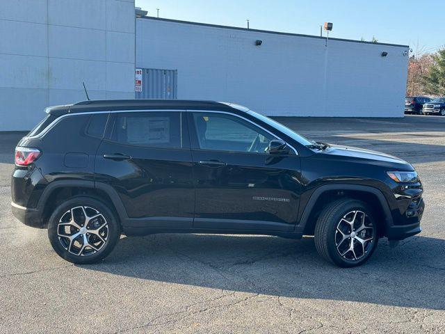 new 2024 Jeep Compass car, priced at $37,478