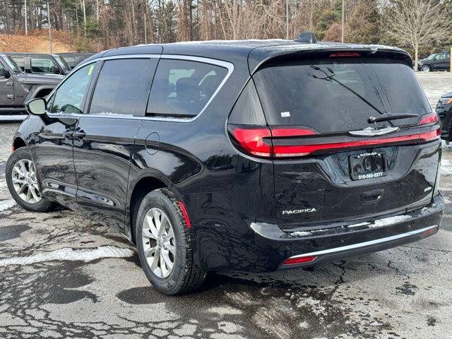 new 2025 Chrysler Pacifica car, priced at $49,035