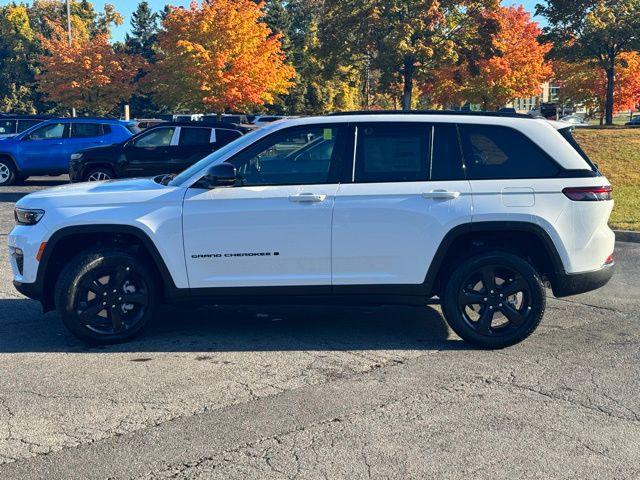 new 2025 Jeep Grand Cherokee car, priced at $54,865